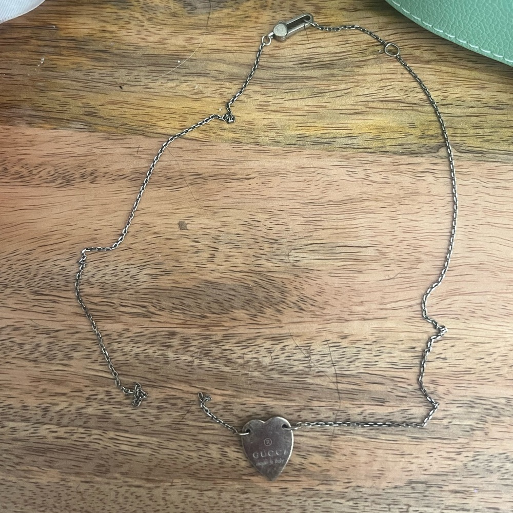 heart shaped silver gucci necklace